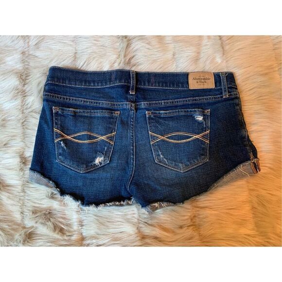 Abercrombie & Fitch Distressed Jean Shorts Size 6 - Picture 2 of 3